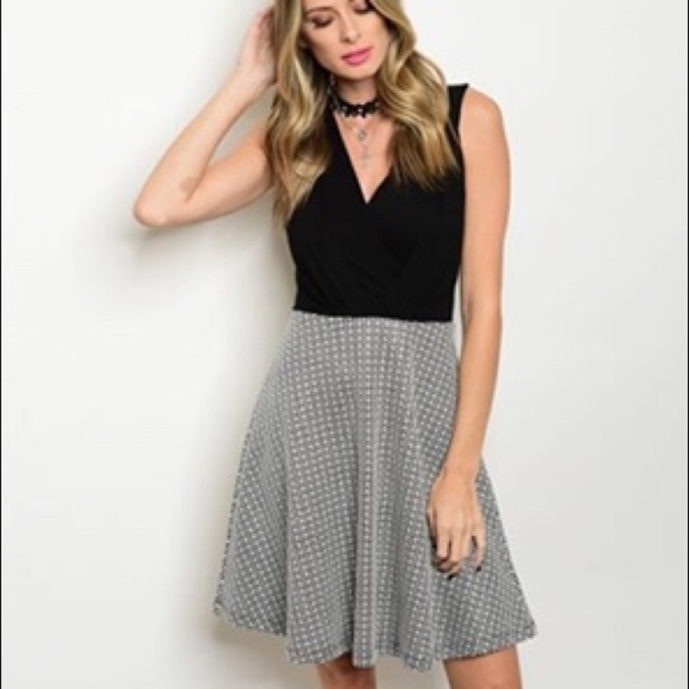 Gilli Black & Gray Checkered Skirt Jersey Dress